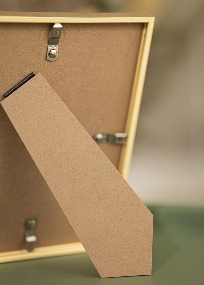 Ramka New Lifestyle Złoto 15x15 cm - Passe-partout Biały 8x8 cm