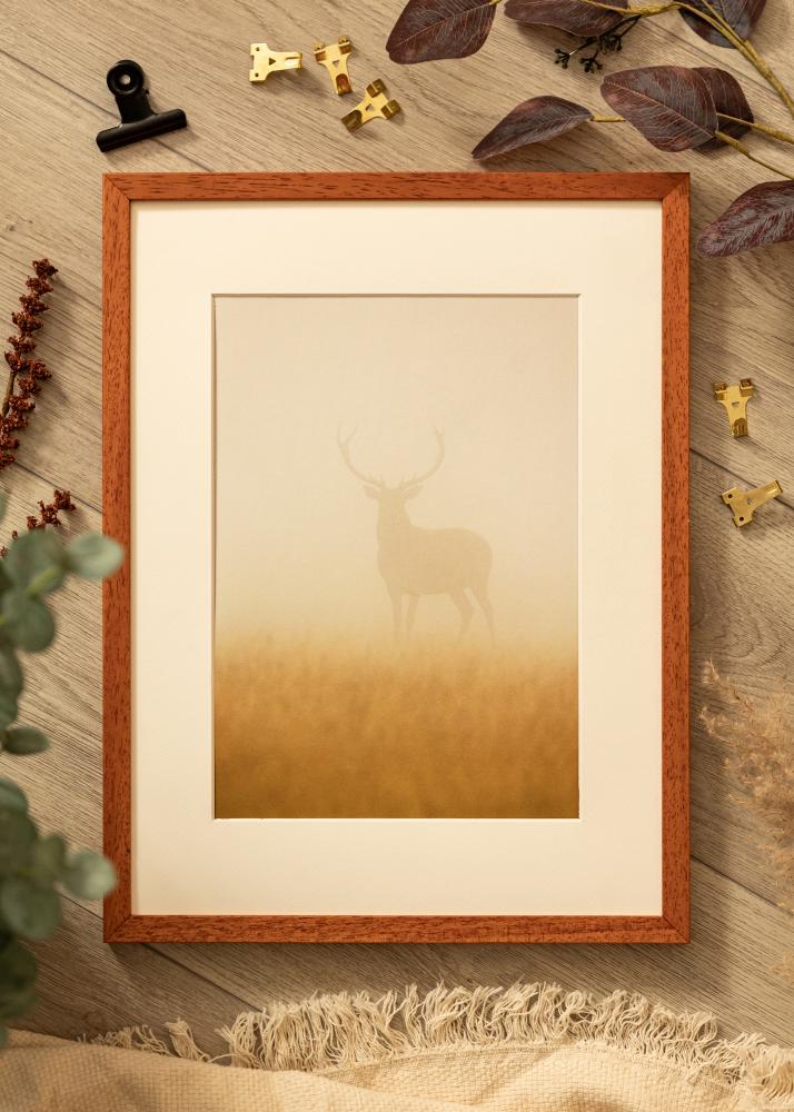 Ramka Ares Wiśniowy 50x70 cm - Passe-partout Biała 16x23 cale