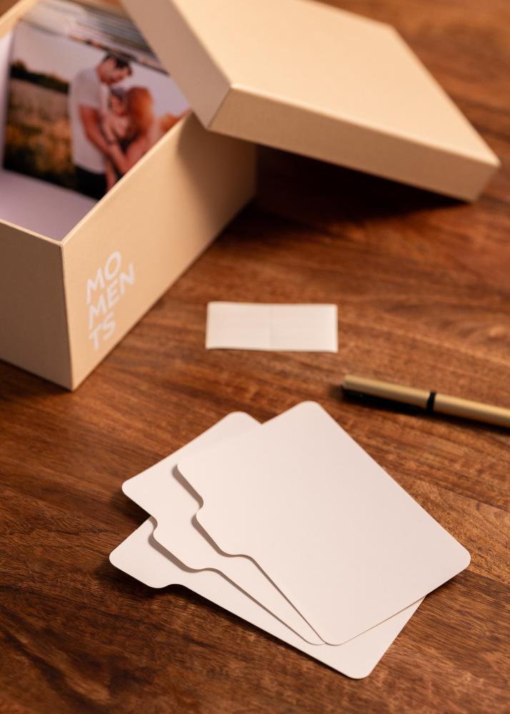 KAILA MOMENTS Pudełko na zdjęcia (700 zdjęć w formacie 10x15 cm) - Kremowy