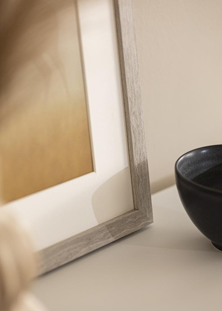 Rama New Stockholm Szary 50x70 cm