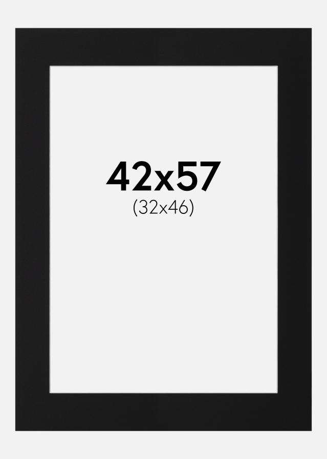 Passe-patrout Czarny Standard (Biały Rdzeń) 42x57 cm (32x46)