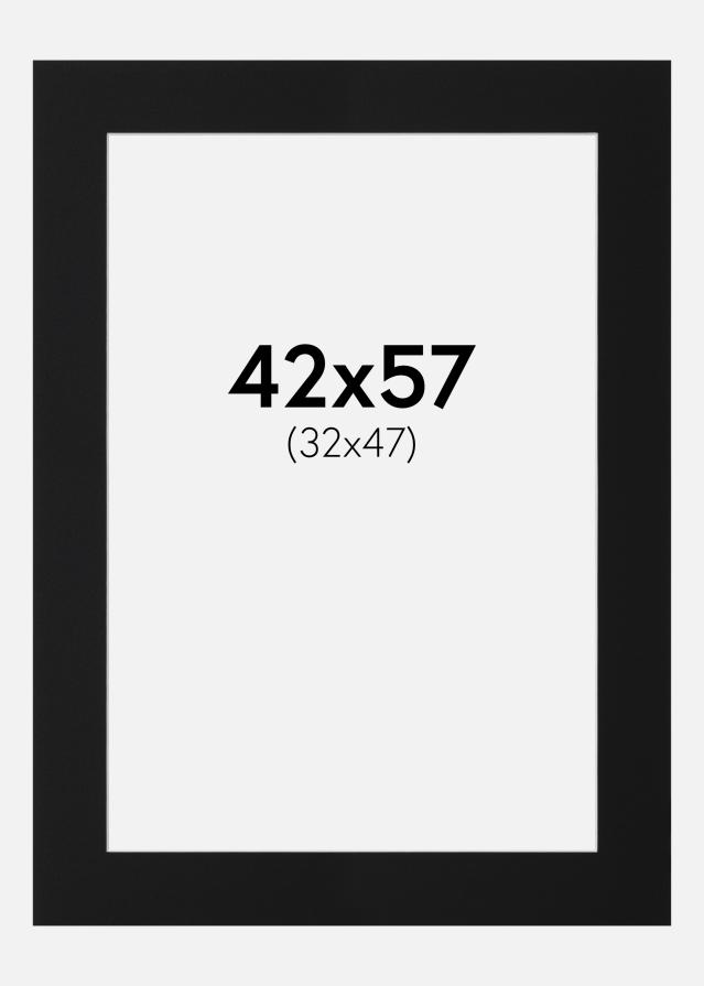 Passe-patrout Czarny Standard (Biały Rdzeń) 42x57 cm (32x47)