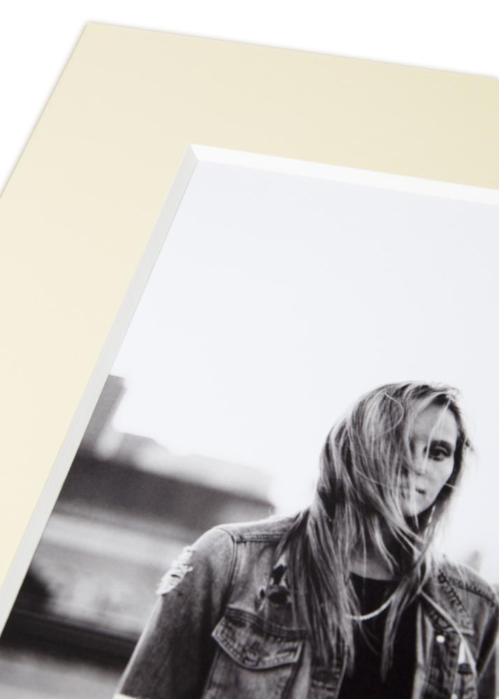 Passe-patrout Creme 3 mm Biały środek 21x30 cm (17x23)