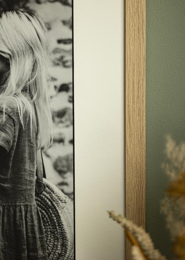 Passe-patrout Biały Czarny środek 40x40 cm (29x29 cm)